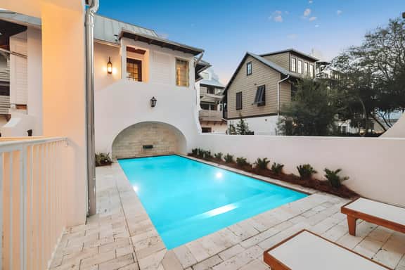 FL(R) - Sadie's Cottage - 26 New Providence Ln